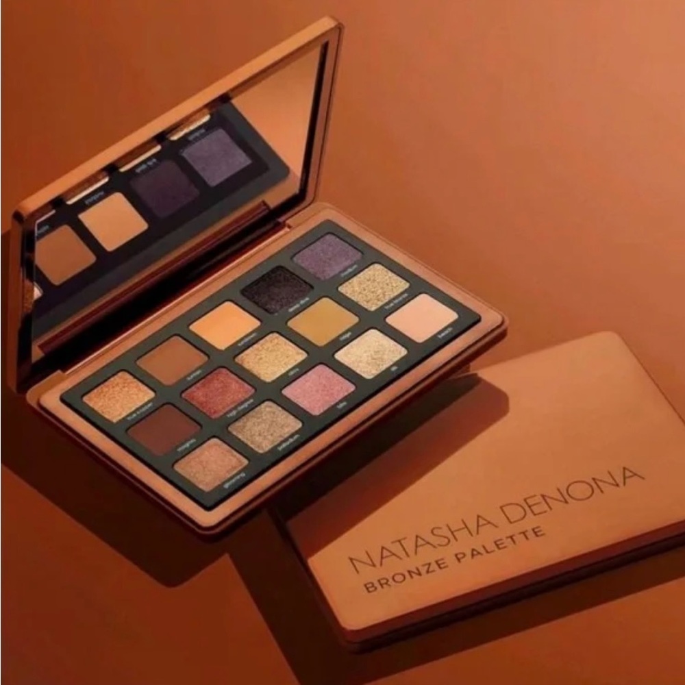 NATASHA DENONA
Bronze Eyeshadow Palette